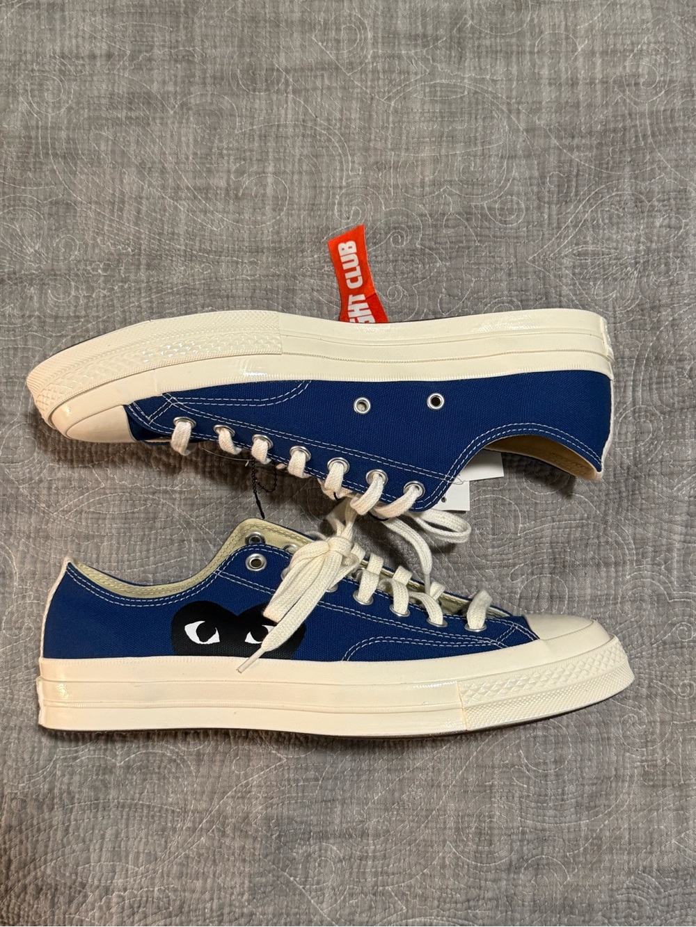 CDG PLAY × Converse Low